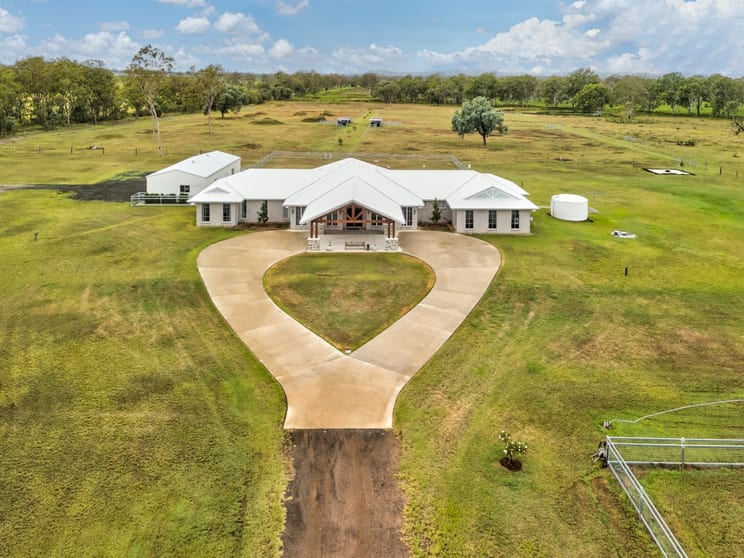 480 Gatton Esk Road Lake Clarendon QLD 4343 - Image 2