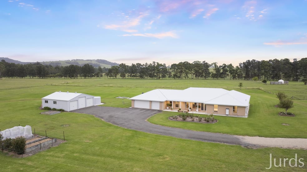 Click to view all images 1146 Leggetts Drive Mount Vincent NSW 2323 - Image 3