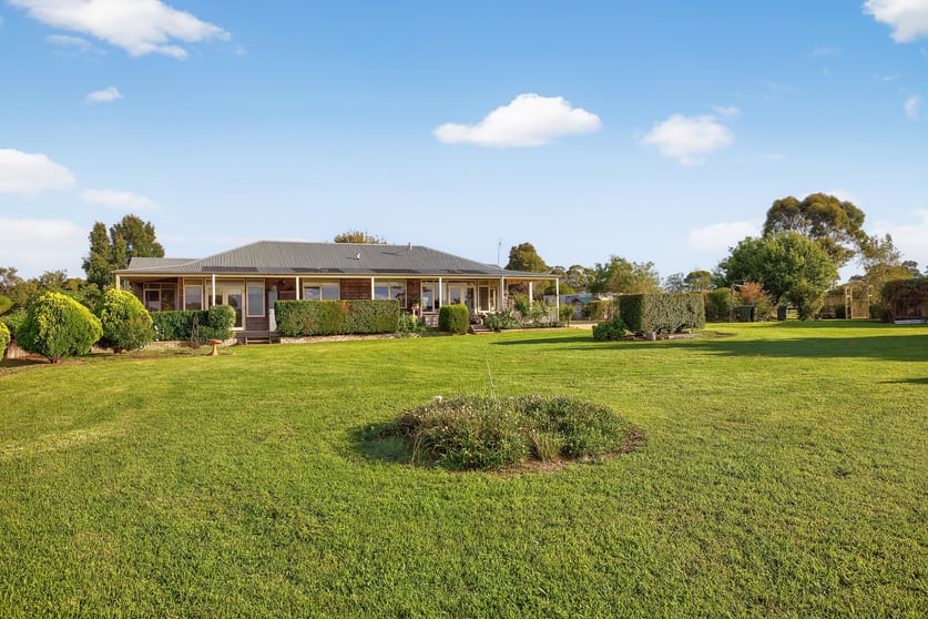 Click to view all images 495 Romawi Road Forge Creek VIC 3875 - Image 3