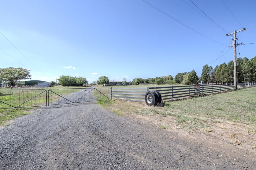 Click to view all images 105L Bunglegumbie Road Dubbo NSW 2830 - Image 1