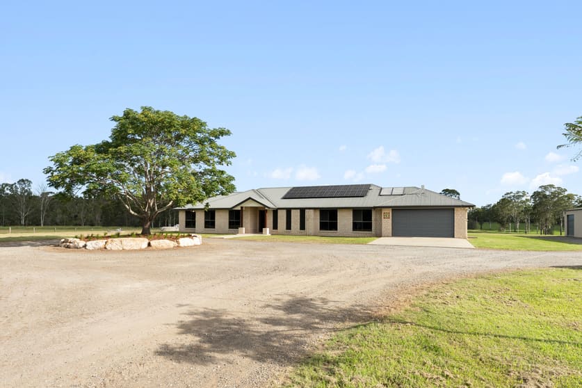Click to view all images 105-135 Dairy Creek Road Buccan QLD 4207 - Image 2