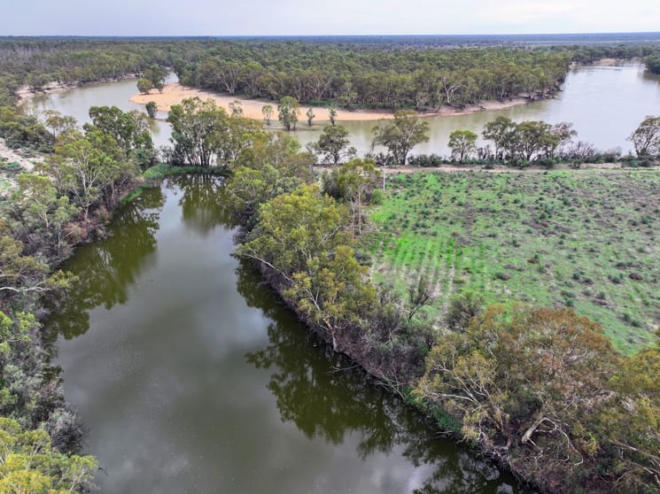 87 Blake Road Iraak VIC 3494 - Image 2