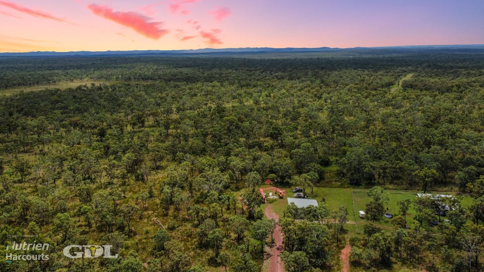 Click to view all images 1128 Edith Farms Road Katherine NT 0850 - Image 2