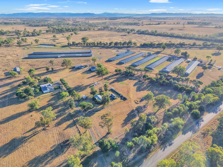 Click to view all images 231 Duri-Dungowan Road Duri NSW 2344 - Image 2