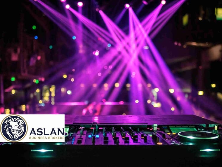Bars & Nightclubs  business for sale in Melbourne - Image 1