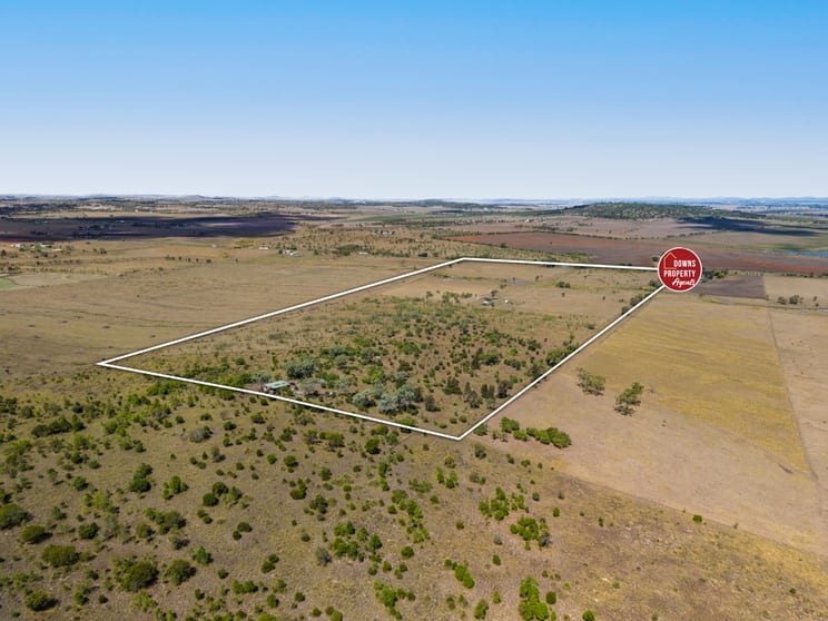 4530 Gore Highway Yarranlea QLD 4356 - Image 2
