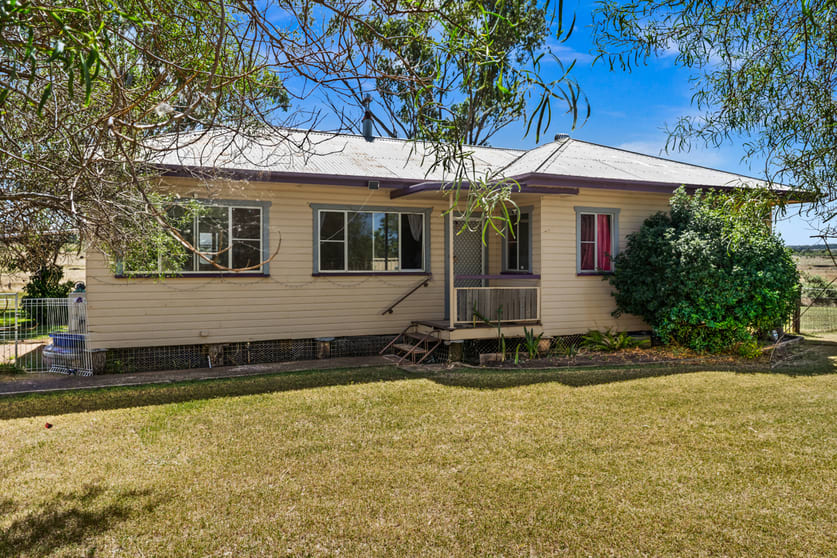 4530 Gore Highway Yarranlea QLD 4356 - Image 3