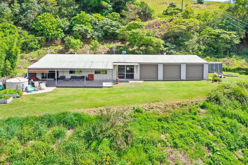 74 Rann Lane Hunchy QLD 4555 - Image 1