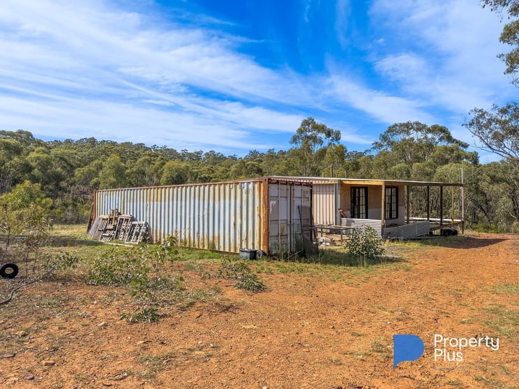 Click to view all images 575 Boort-Wedderburn Road Wedderburn VIC 3518 - Image 3