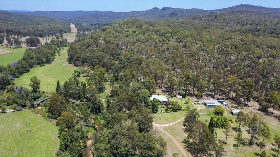 Click to view all images 2324 Armidale Road Blaxlands Creek NSW 2460 - Image 2