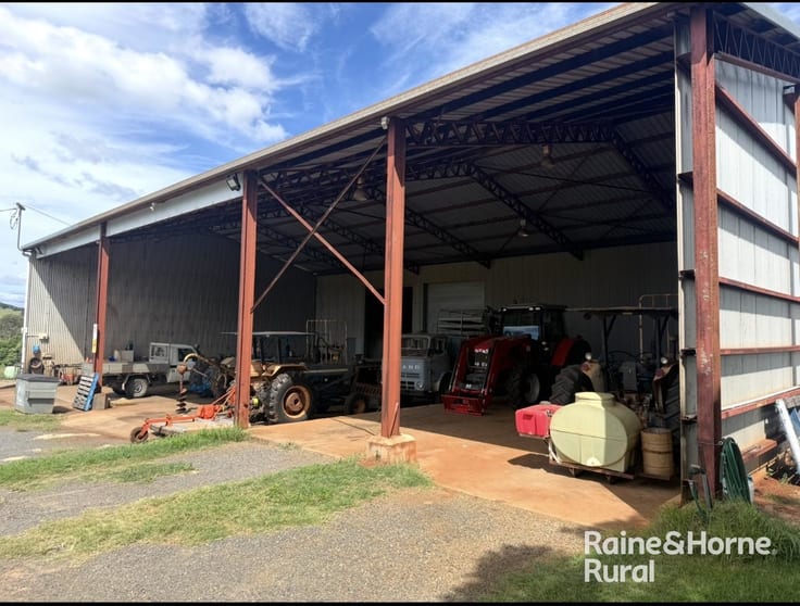 Click to view all images Coolabunia QLD 4610 - Image 2
