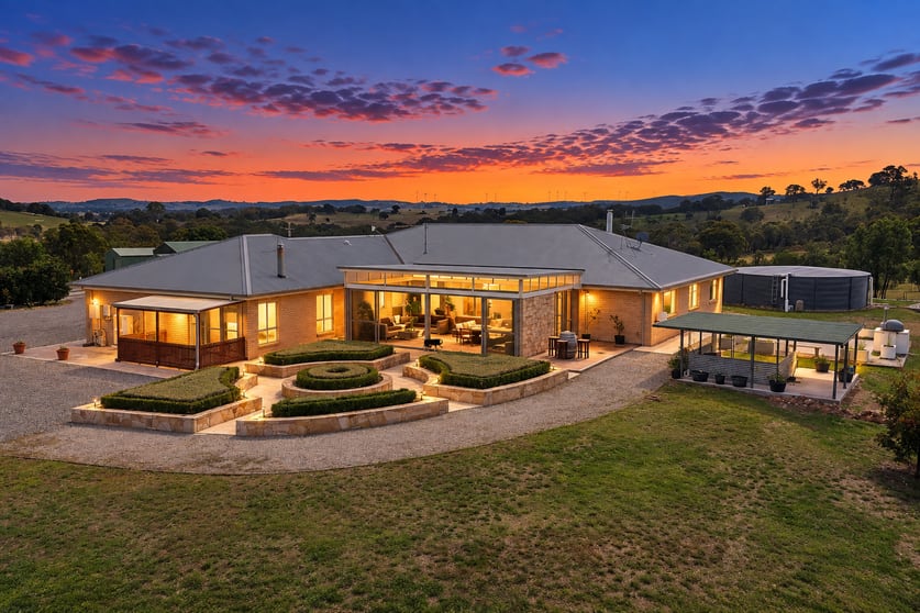 33 Yass Valley Way Yass NSW 2582 - Image 1