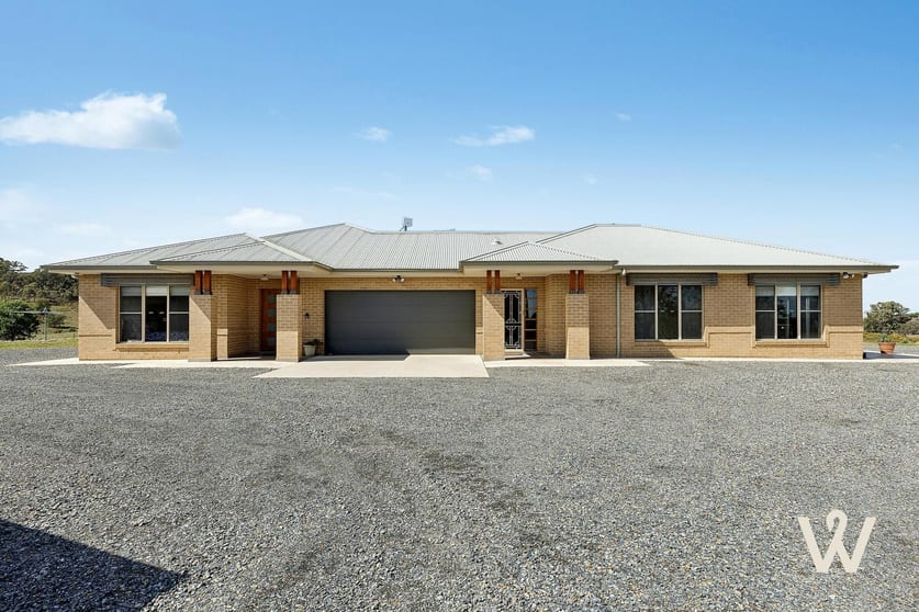 33 Yass Valley Way Yass NSW 2582 - Image 2