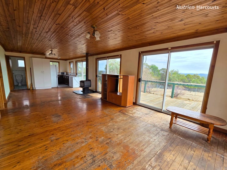 Click to view all images 296 Gulf Road Emmaville NSW 2371 - Image 2