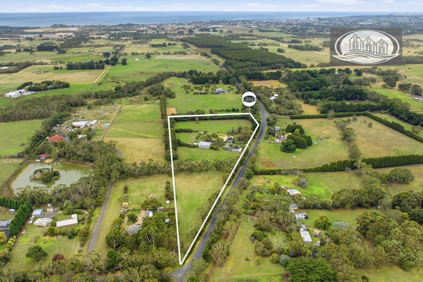 Click to view all images 172 Heath Road Portland West VIC 3305 - Image 2