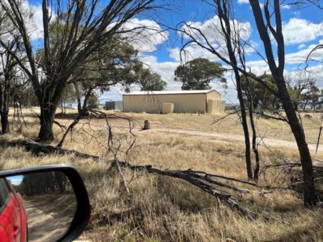 Click to view all images 351 Cooke Road East Popanyinning WA 6309 - Image 2
