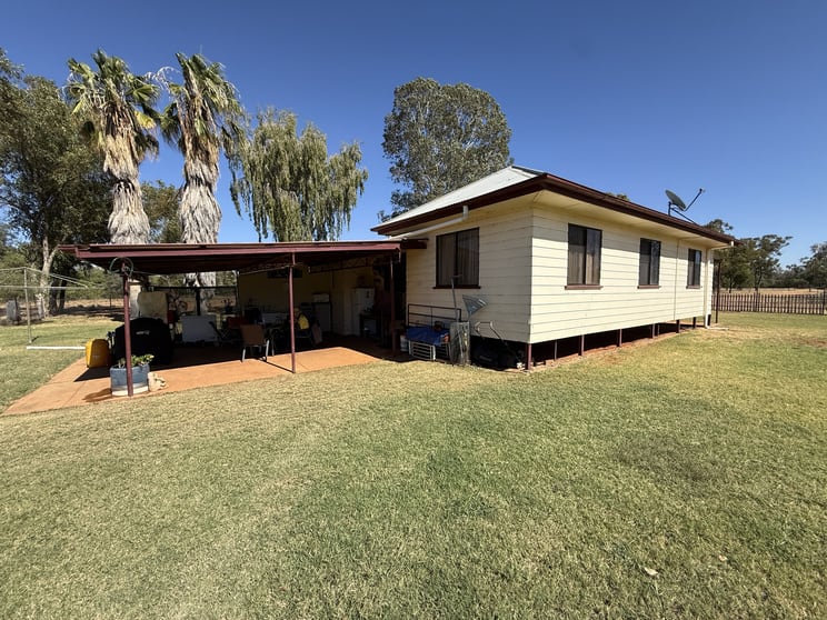 98 Wellwater Road Charleville QLD 4470 - Image 3