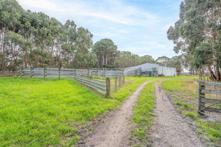 695 Portland Nelson Road Gorae West VIC 3305 - Image 2