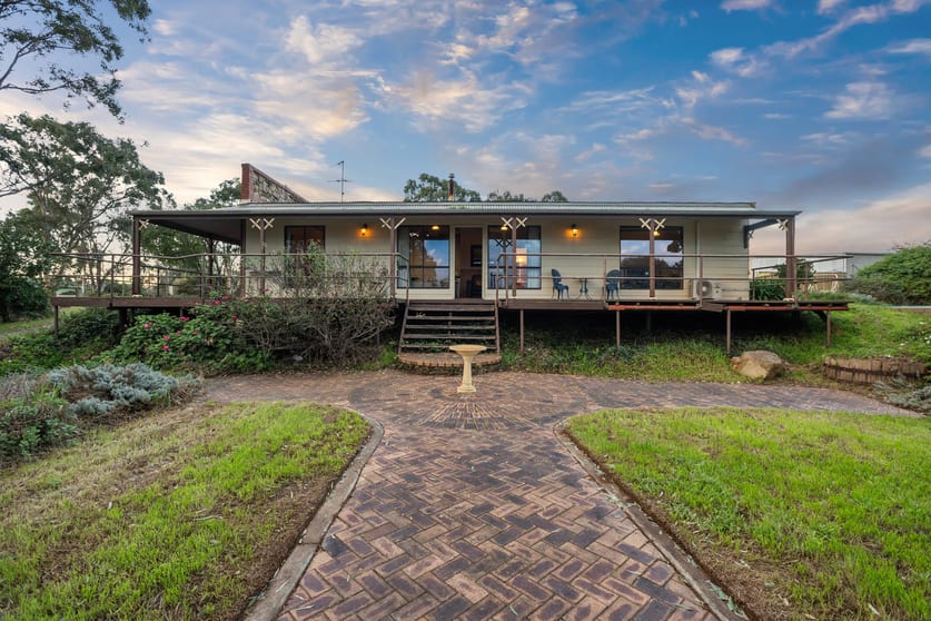 133 Hope Watts Road Brukunga SA 5252 - Image 2