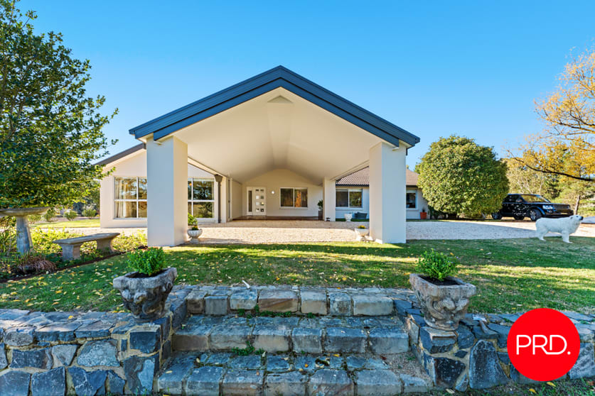 92 Merino Vale Drive Wamboin NSW 2620 - Image 1