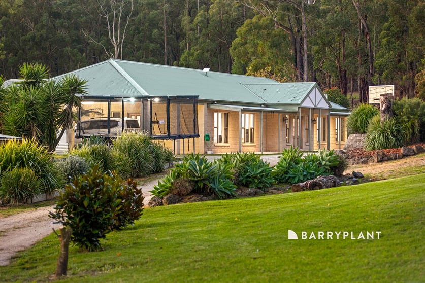 Click to view all images 355 Forest Road Labertouche VIC 3816 - Image 1