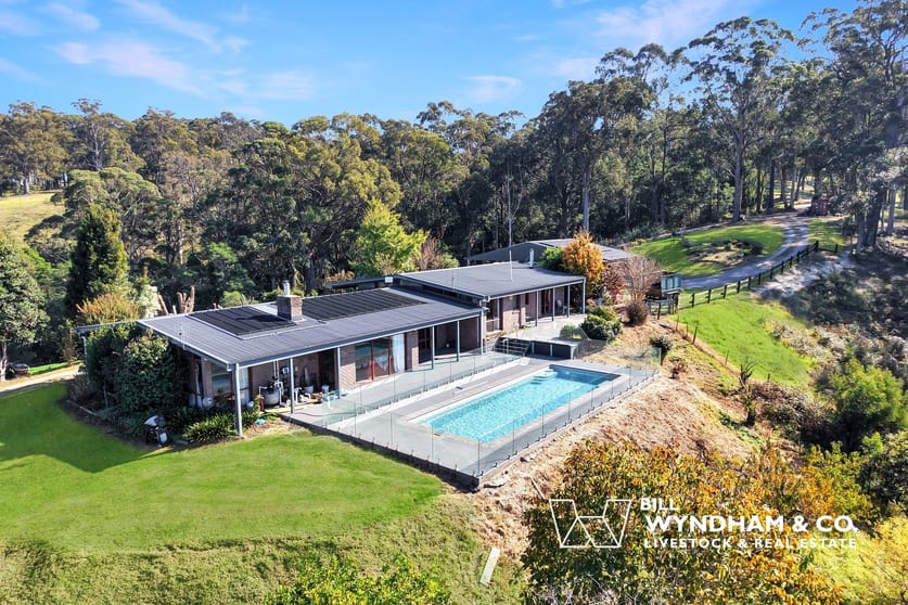 238 Coulsons Road Orbost VIC 3888 - Image 1