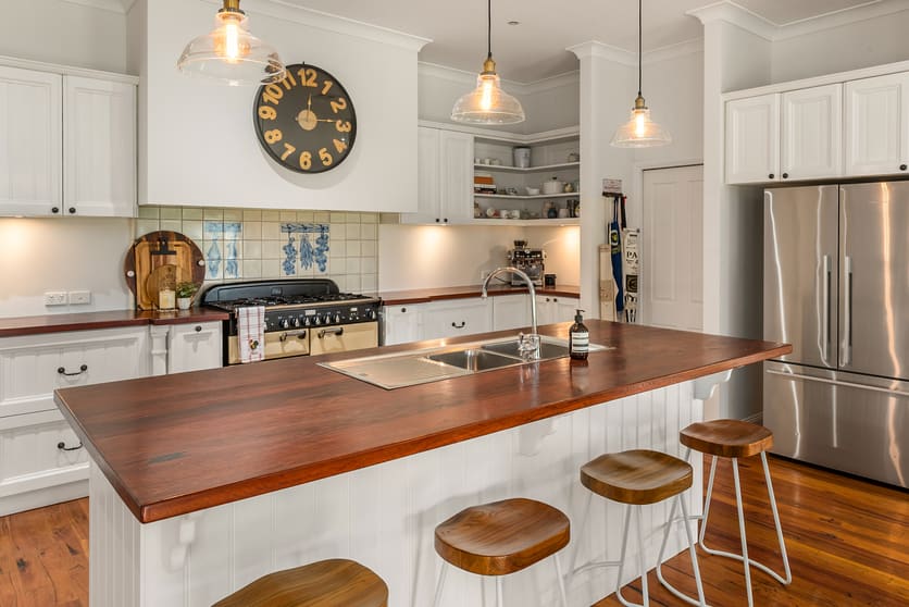 243 Knox Road Romsey VIC 3434 - Image 2
