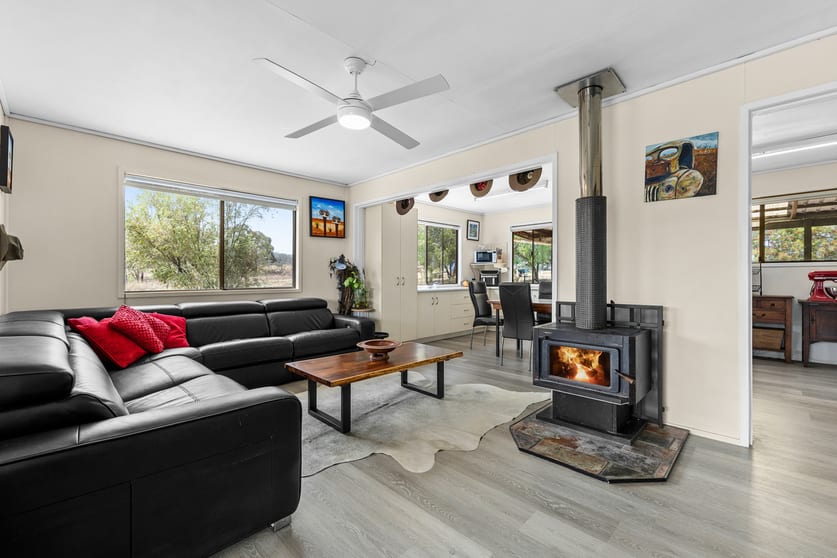 1325 Connolly Dam Road Silverwood QLD 4370 - Image 3