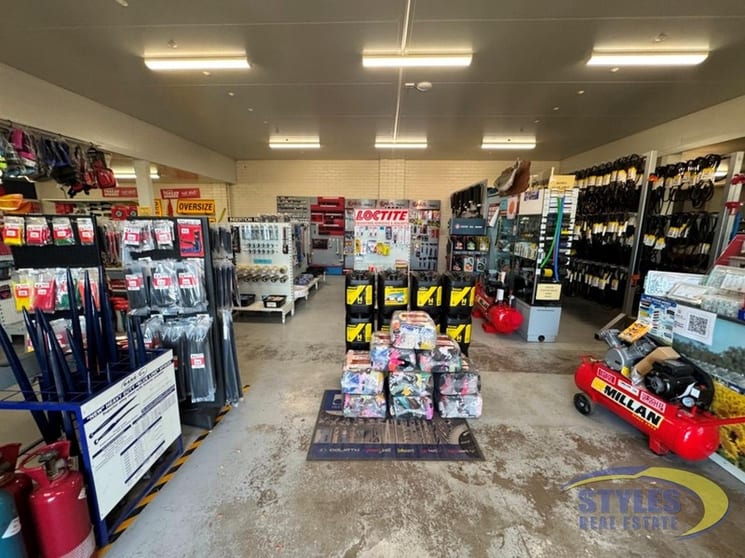 Click to view all images 63-65 Conadilly St Gunnedah NSW 2380 - Image 3
