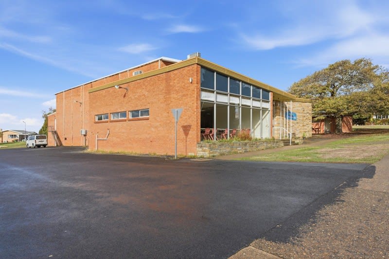 Click to view all images 12 Gordon Street Poatina TAS 7302 - Image 2