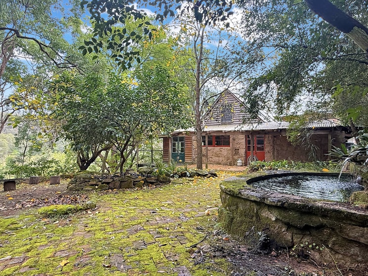 Click to view all images 34 Cedar Street Wollombi NSW 2325 - Image 1
