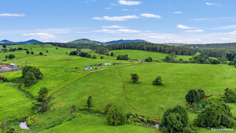 Click to view all images 13063 Kennedy Highway Ravenshoe QLD 4888 - Image 2