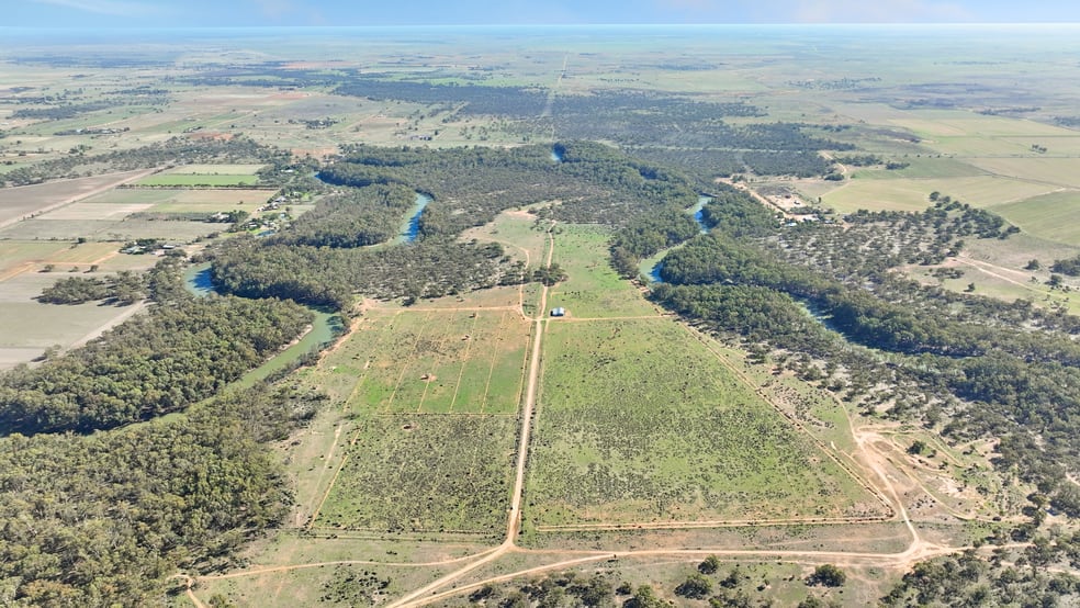 Click to view all images "Fattore Farms"/26226 - 26228 Sturt Highway Hay South NSW 2711 - Image 3