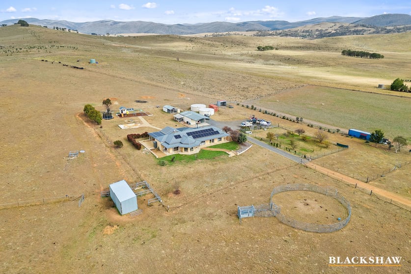Click to view all images 468 Micalago Road Michelago NSW 2620 - Image 2