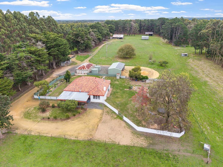 Click to view all images 1751 Condah-Coleraine Road Grassdale VIC 3302 - Image 1