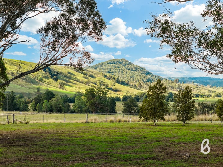 Click to view all images 20 Manresa Park Road Glendon Brook NSW 2330 - Image 3