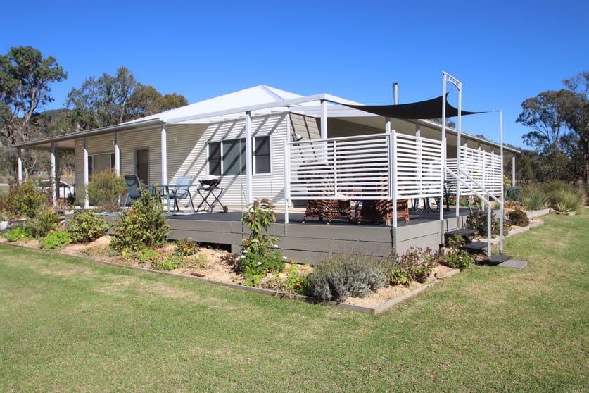 Click to view all images 300 Mount Mackenzie Road Tenterfield NSW 2372 - Image 3