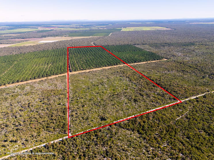 Click to view all images 2734 Goodwood Road Goodwood QLD 4660 - Image 3