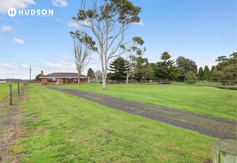 Click to view all images 105 Derril Road Portland VIC 3305 - Image 1