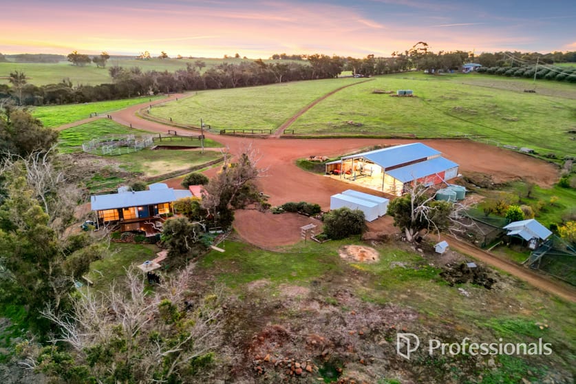 Click to view all images 6487 Donnybrook-Boyup Brook Road Boyup Brook WA 6244 - Image 1