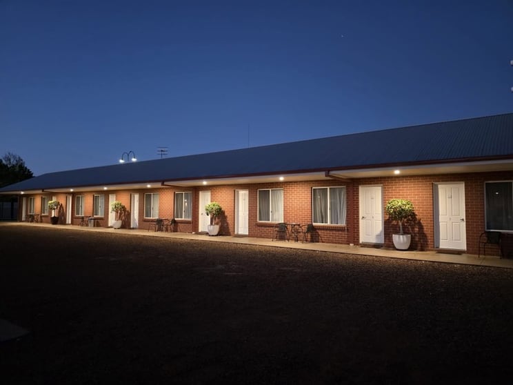 Click to view all images Motel business for sale in Hillston - Image 1