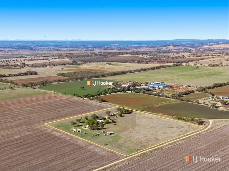 Click to view all images 366 Oakwood Road Inverell NSW 2360 - Image 2