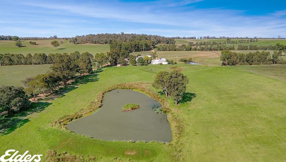 Click to view all images 846 Boundary Road Briagolong VIC 3860 - Image 2