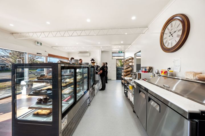 Bakery  business for sale in Swifts Creek - Image 3