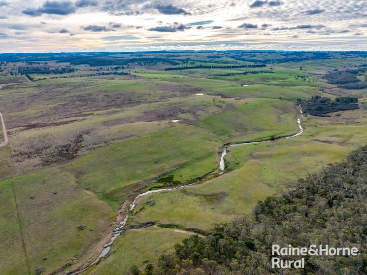Click to view all images 318 Holloways Road Tarlo NSW 2580 - Image 2