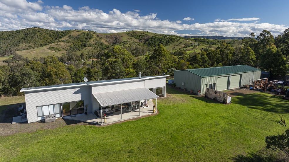 Click to view all images 160 Milligans Lane Firefly NSW 2429 - Image 2