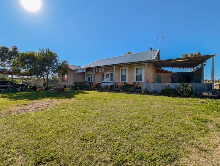 Click to view all images 65 Nyah West Road Nyah West VIC 3595 - Image 3