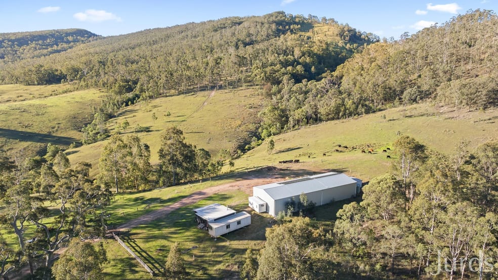 Click to view all images 60 Blue Bonnet Road Lambs Valley NSW 2335 - Image 2
