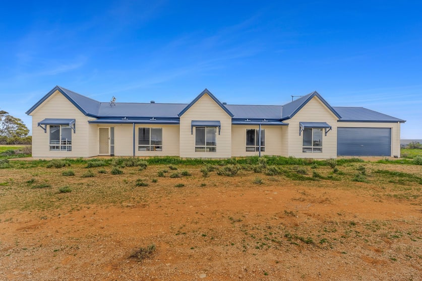 Click to view all images 11131 Thiele Highway Morgan SA 5320 - Image 1