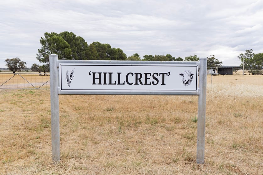 25 Kamarah Road Narrandera NSW 2700 - Image 2
